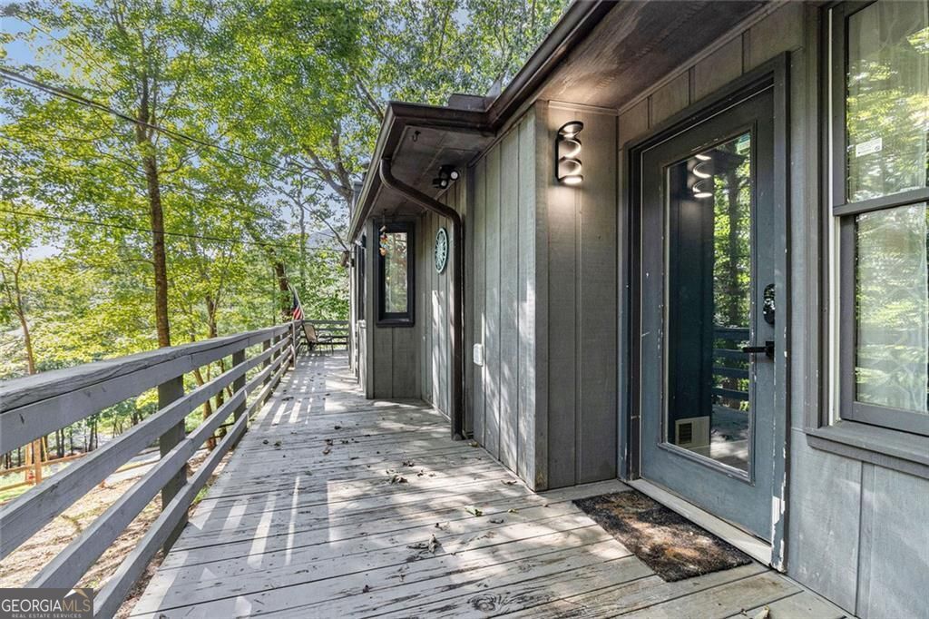 220 Fox Den CIR