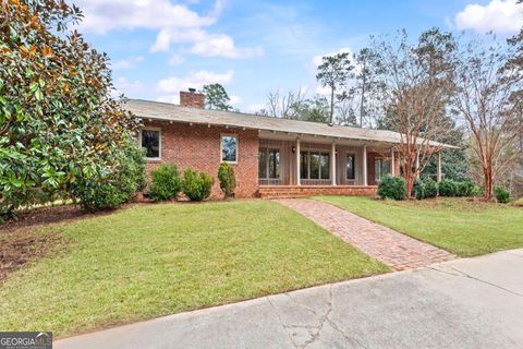 136 Kings RD SE Milledgeville GA 31061