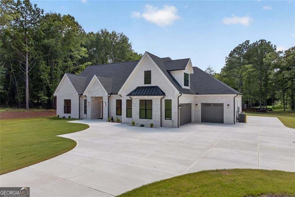 3714 Double Springs RD SW