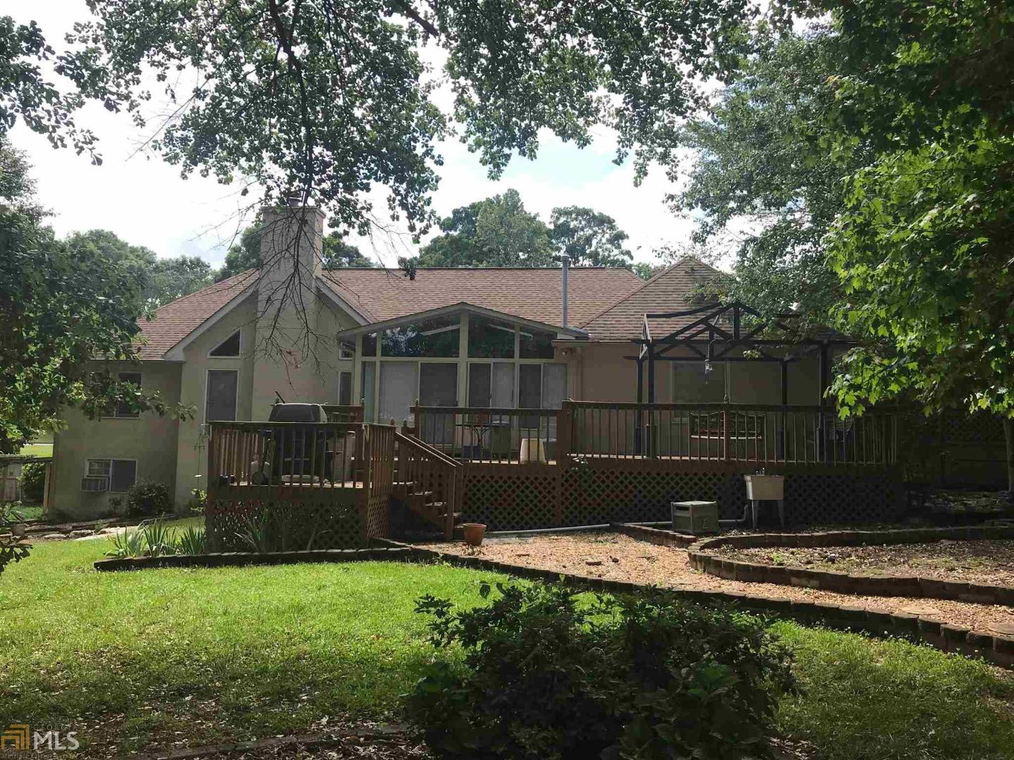 Clarkdell Acres - Residential