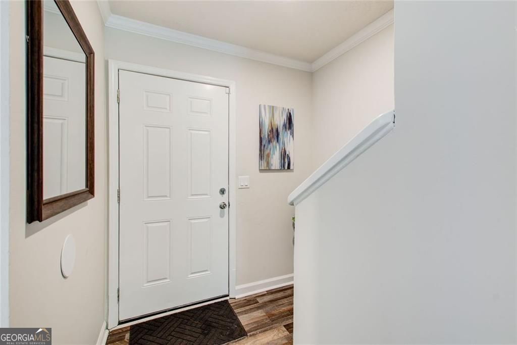 3999 Bayside CIR