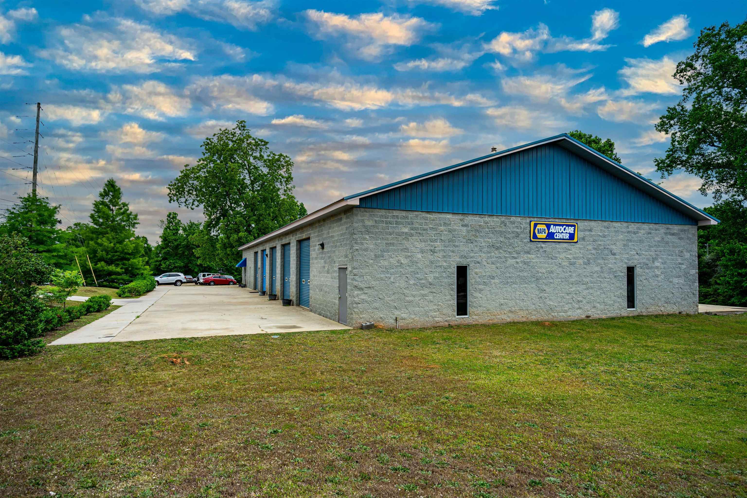 1201 Hogansville RD