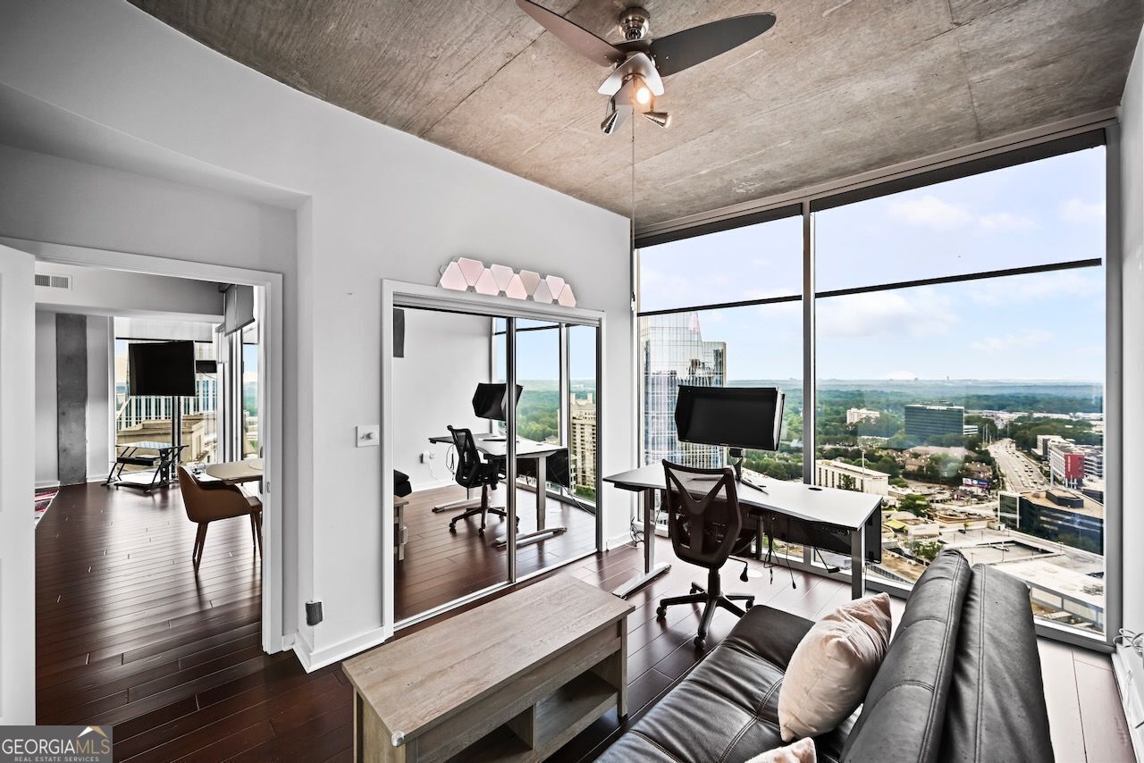 3324 Peachtree RD NE 2718