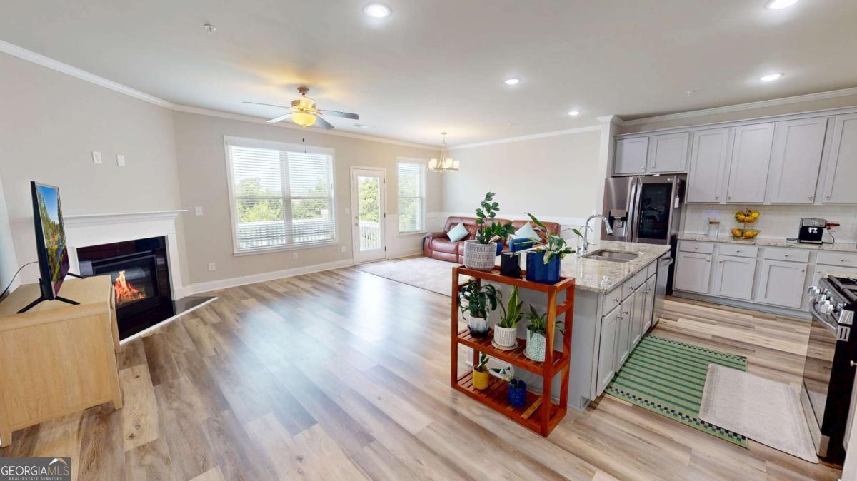 339 Cherryhill LN