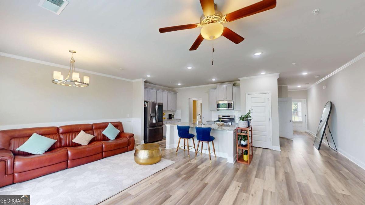 339 Cherryhill LN