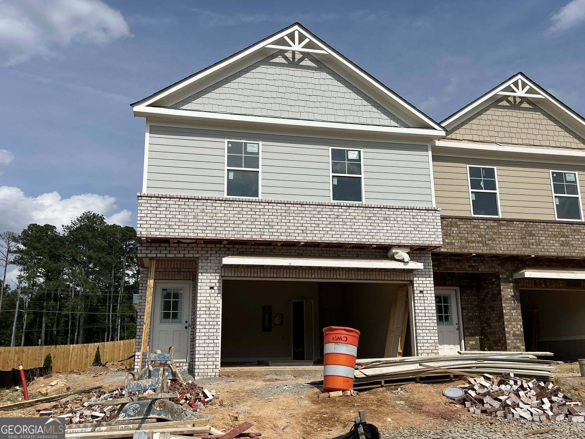 37 Creekside Commons DR