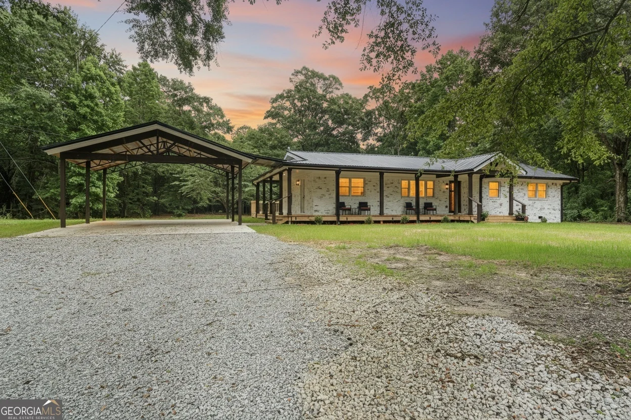 1132 Highway 341 S