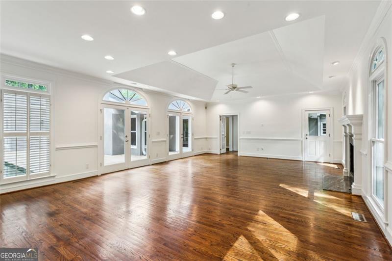 Sandy Springs - Residential