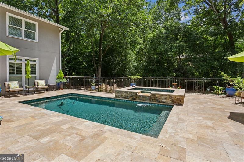 Sandy Springs - Residential