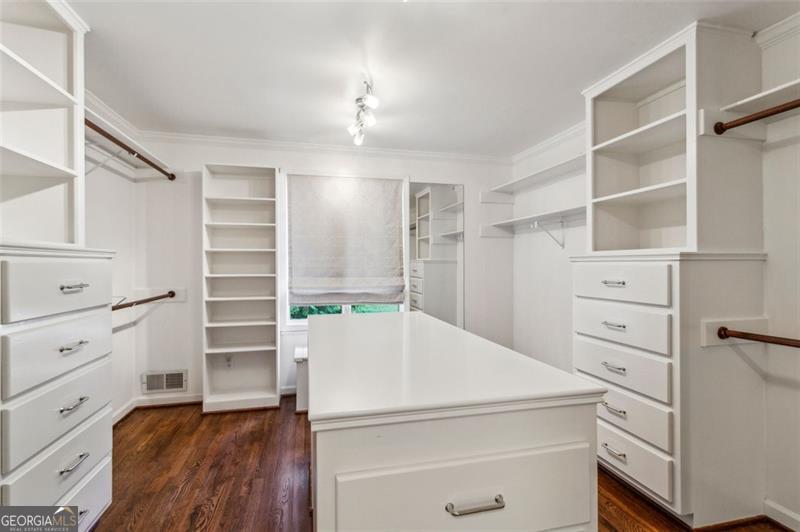 Sandy Springs - Residential