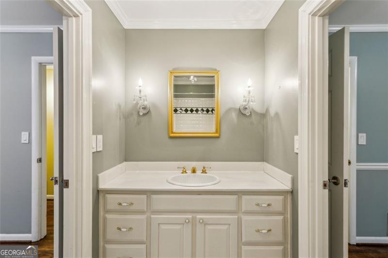 Sandy Springs - Residential