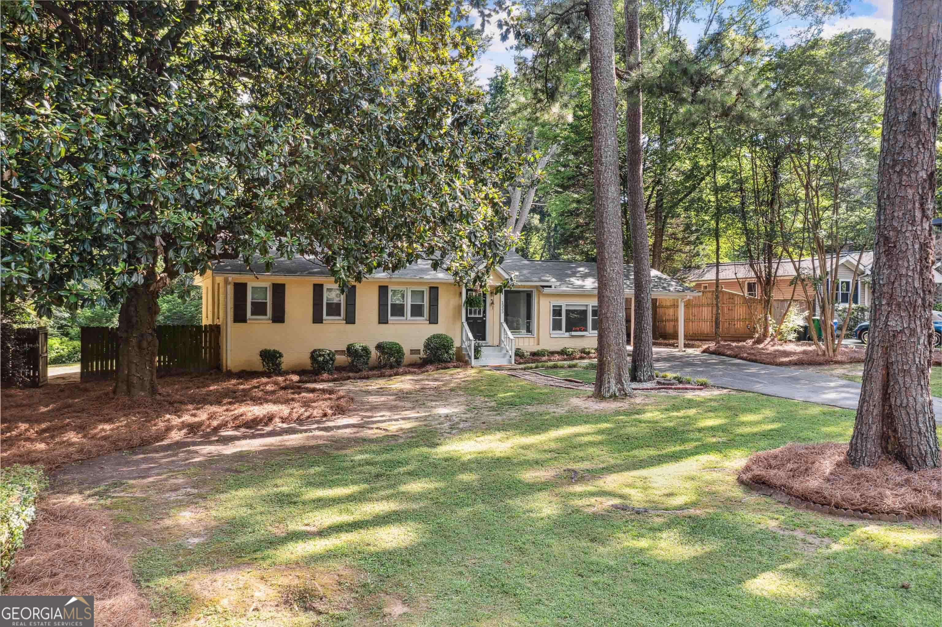 1333 Victor RD NE