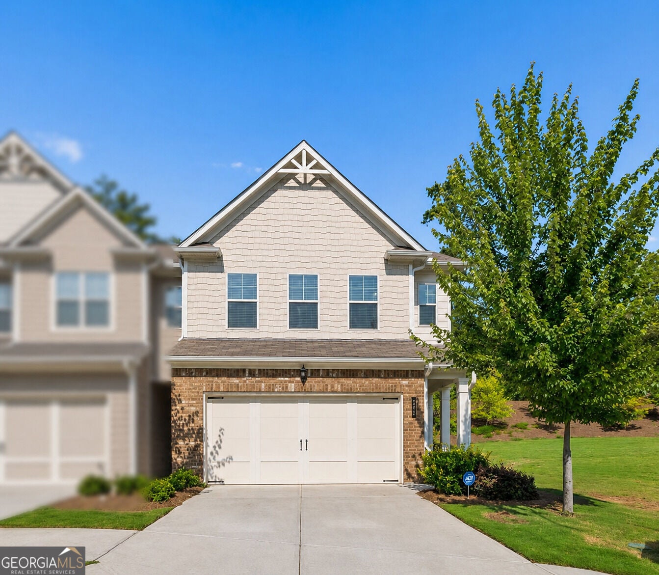 205 Yellowwood WAY