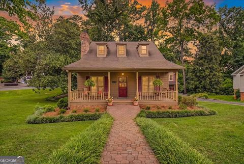Photo of 4 Sherwood Road SW, Rome, GA 30165 (MLS # 10805329)