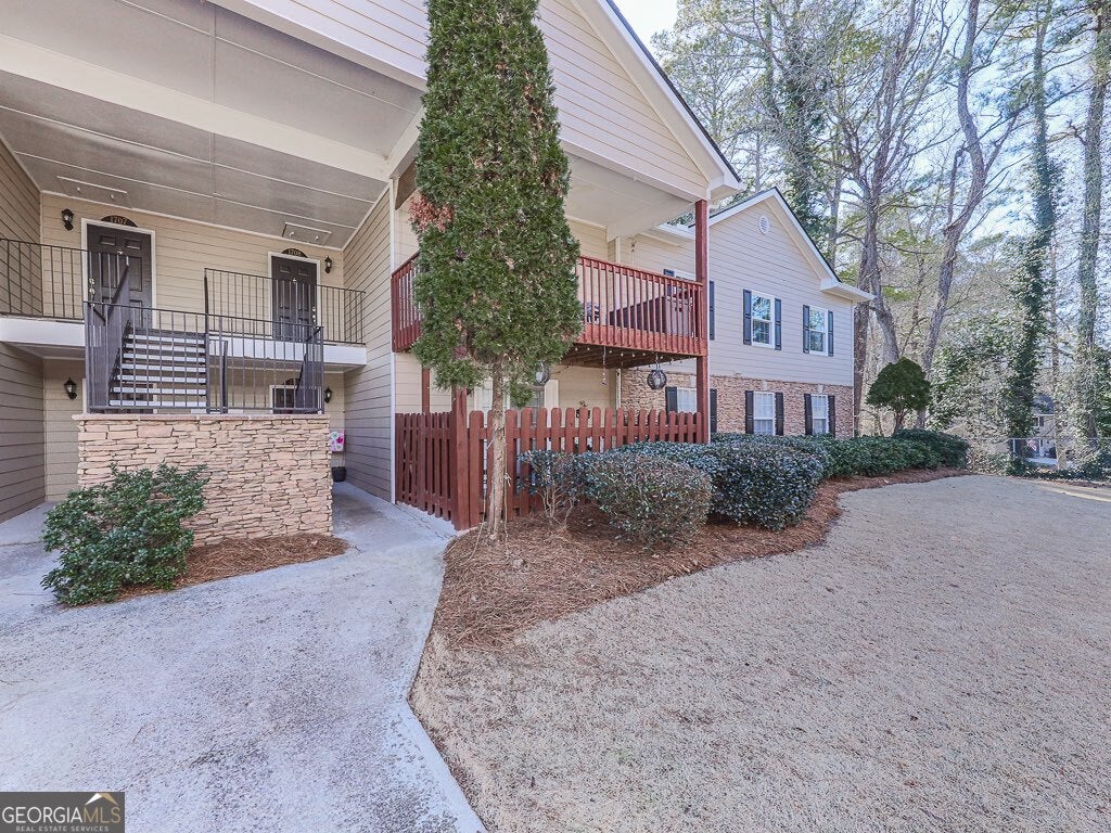 Photo of 1708 Brighton Point, Atlanta, GA 30328 (MLS # 10781495)