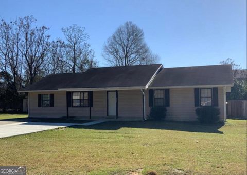 825 Robin Hood TRL Statesboro GA 30458