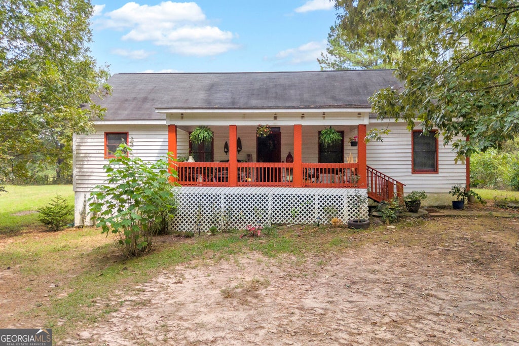 Photo of 3919 McCullers Road, Loganville, GA 30052 (MLS # 10848725)