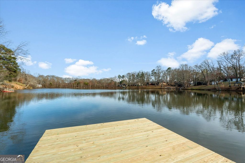 Photo of 3733 Mill Glen Drive, Douglasville, GA 30135 (MLS # 10698212)