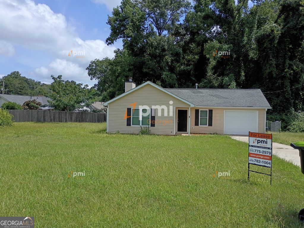 Photo of 2 Pelham Court, Grantville, GA 30220 (MLS # 10812407)