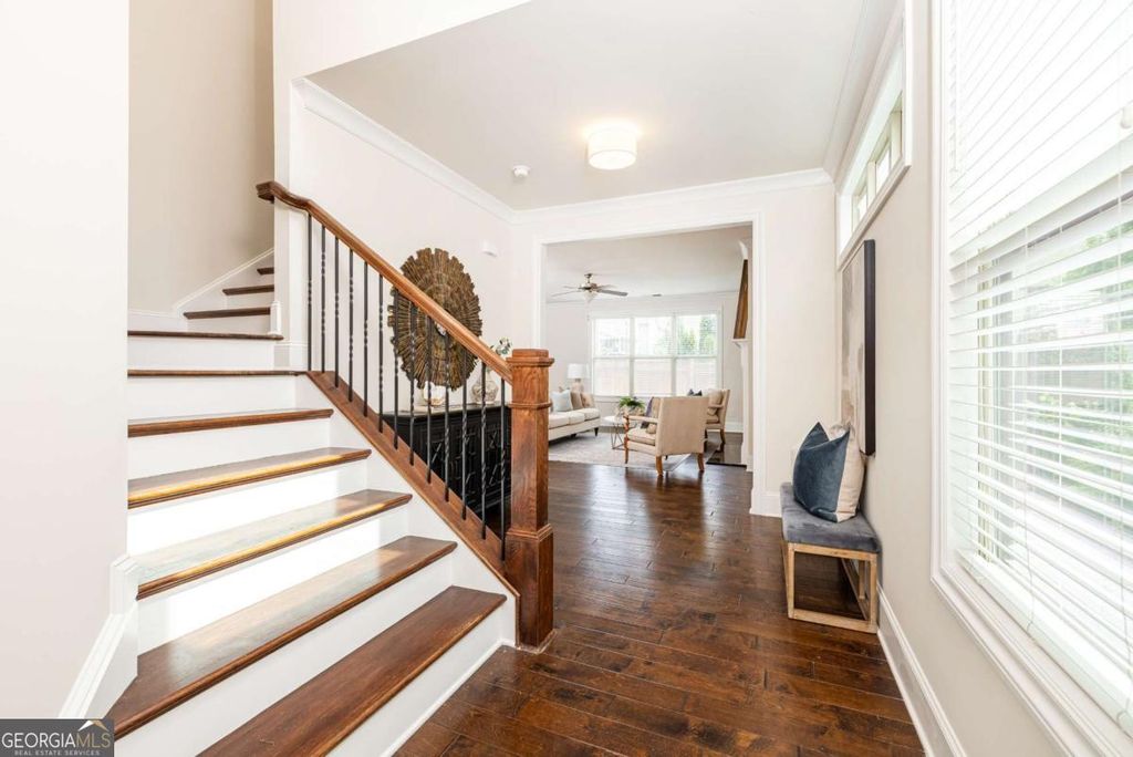Photo of 7595 Stoneridge Drive, Atlanta, GA 30328 (MLS # 10755968)