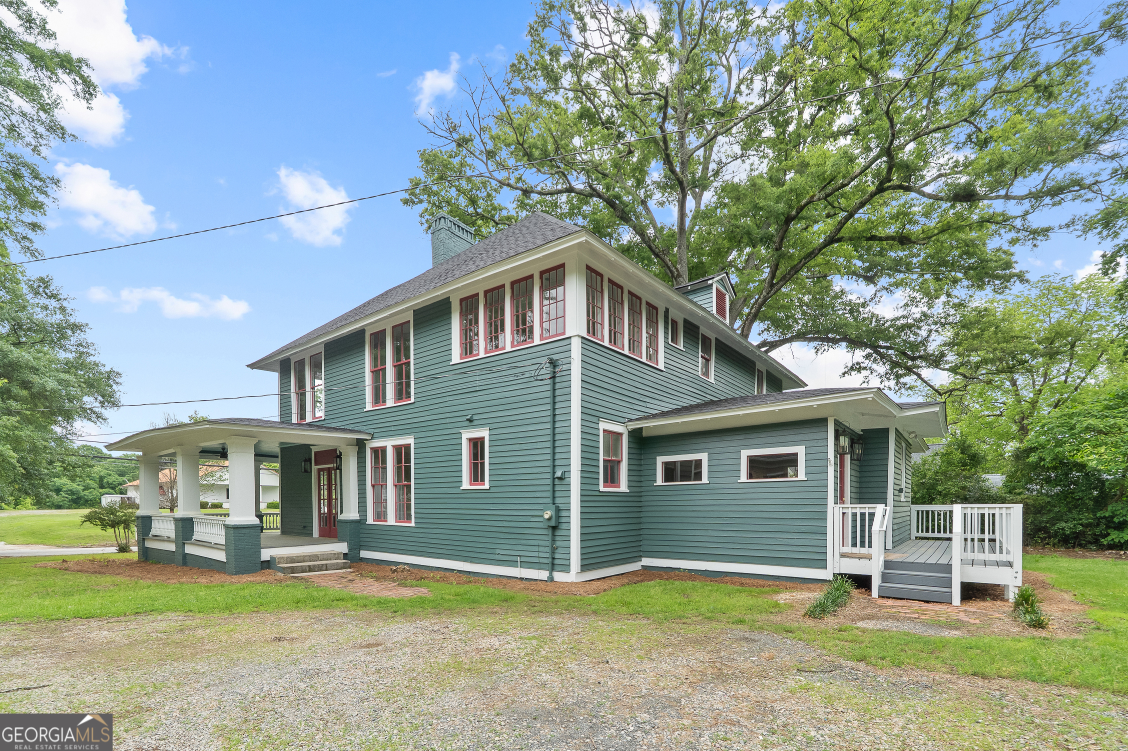 409 N Jefferson AVE