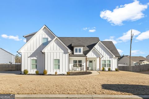 Photo of 3 Misty Oaks Lane NE, Rome, GA 30165 (MLS # 10675328)