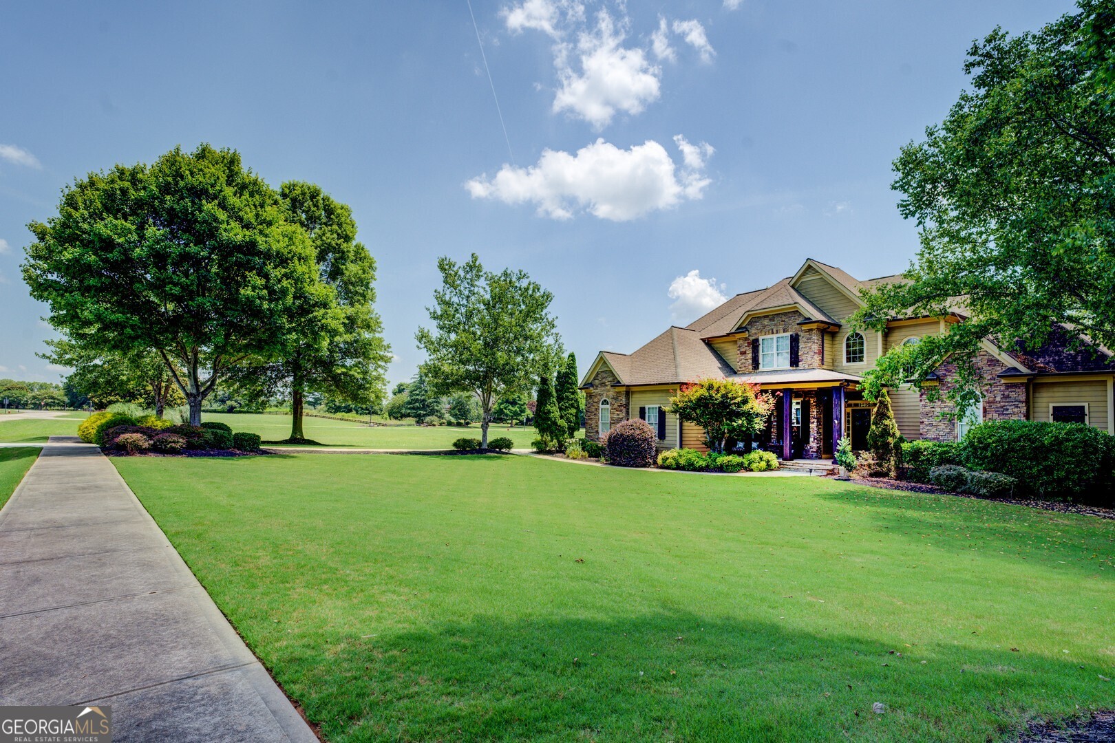 1040 Madison Lakes PKWY