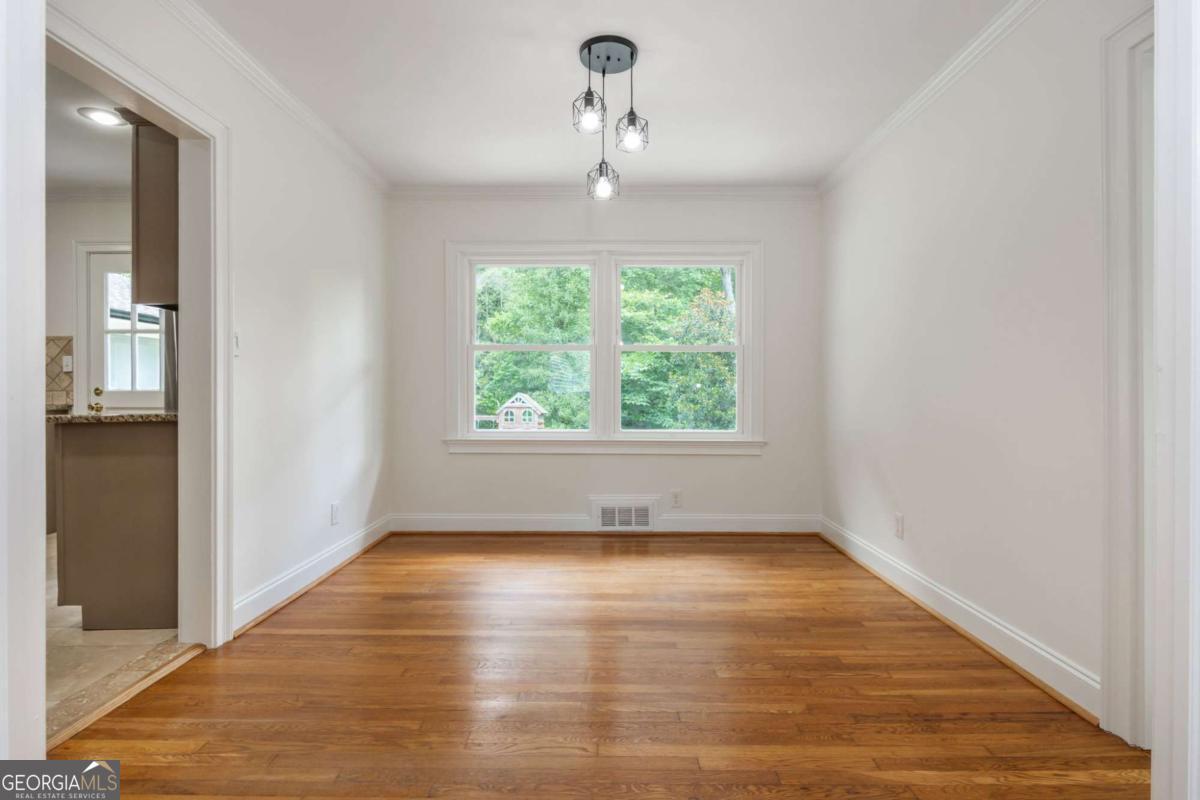 122 Hope ST NW
