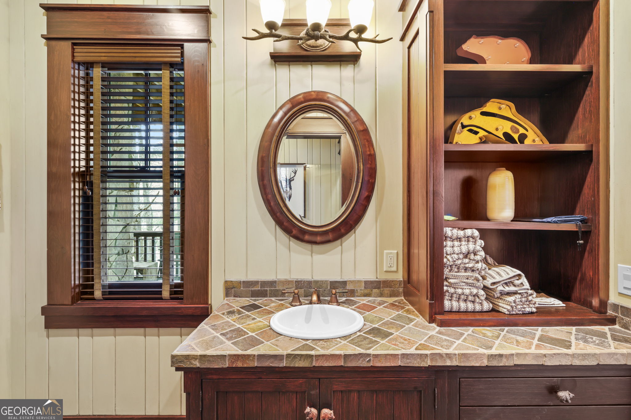 Lakemont, Georgia, 30552, United States, 6 Bedrooms Bedrooms, ,6 BathroomsBathrooms,Residential,Active,2032934