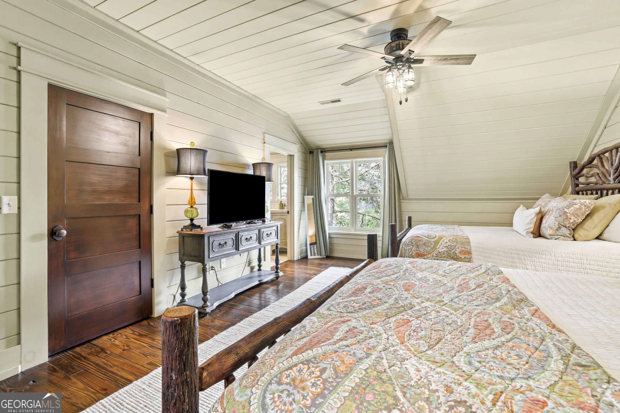 Lakemont, Georgia, 30552, United States, 6 Bedrooms Bedrooms, ,6 BathroomsBathrooms,Residential,Active,2032934