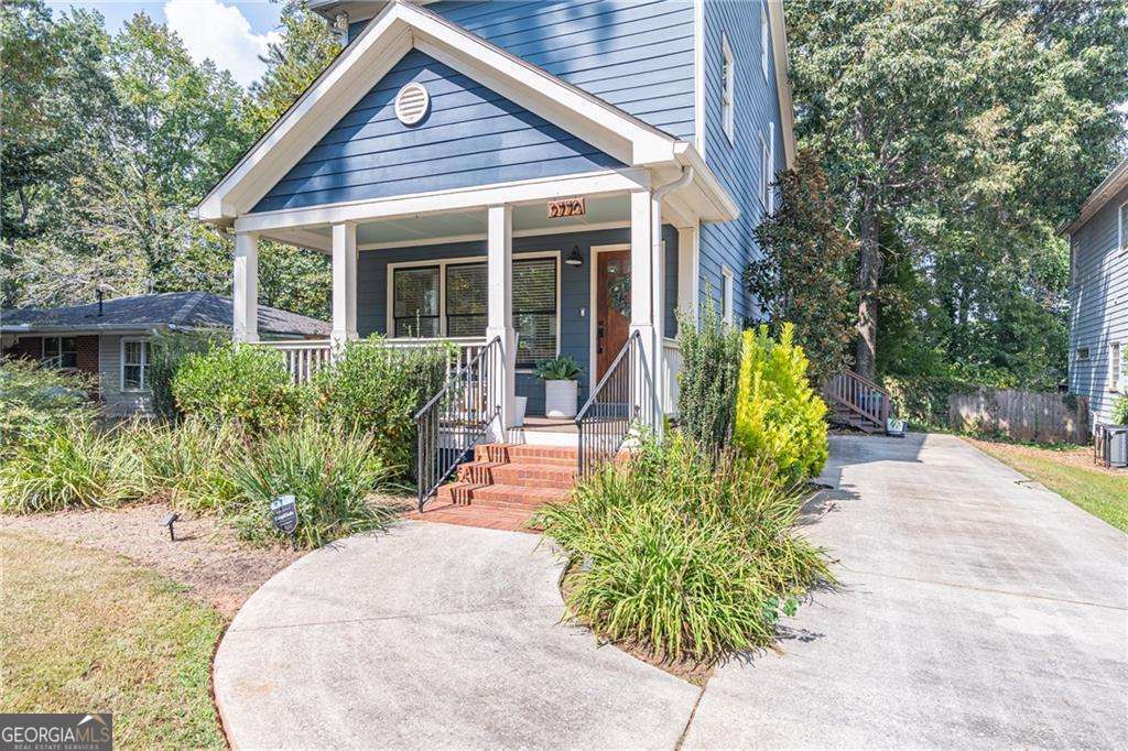 2770 Amelia AVE