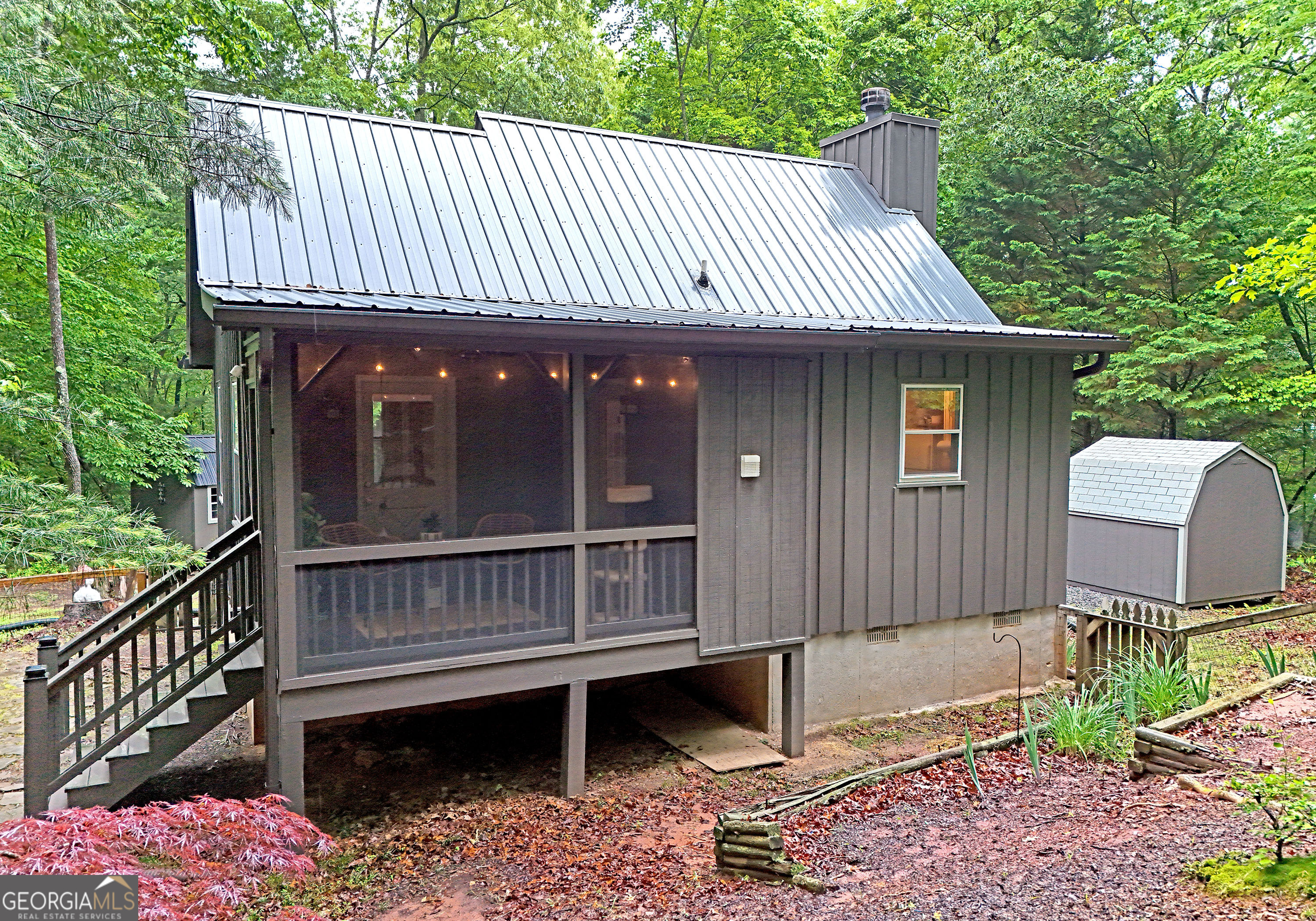 785 Bernhardt RD