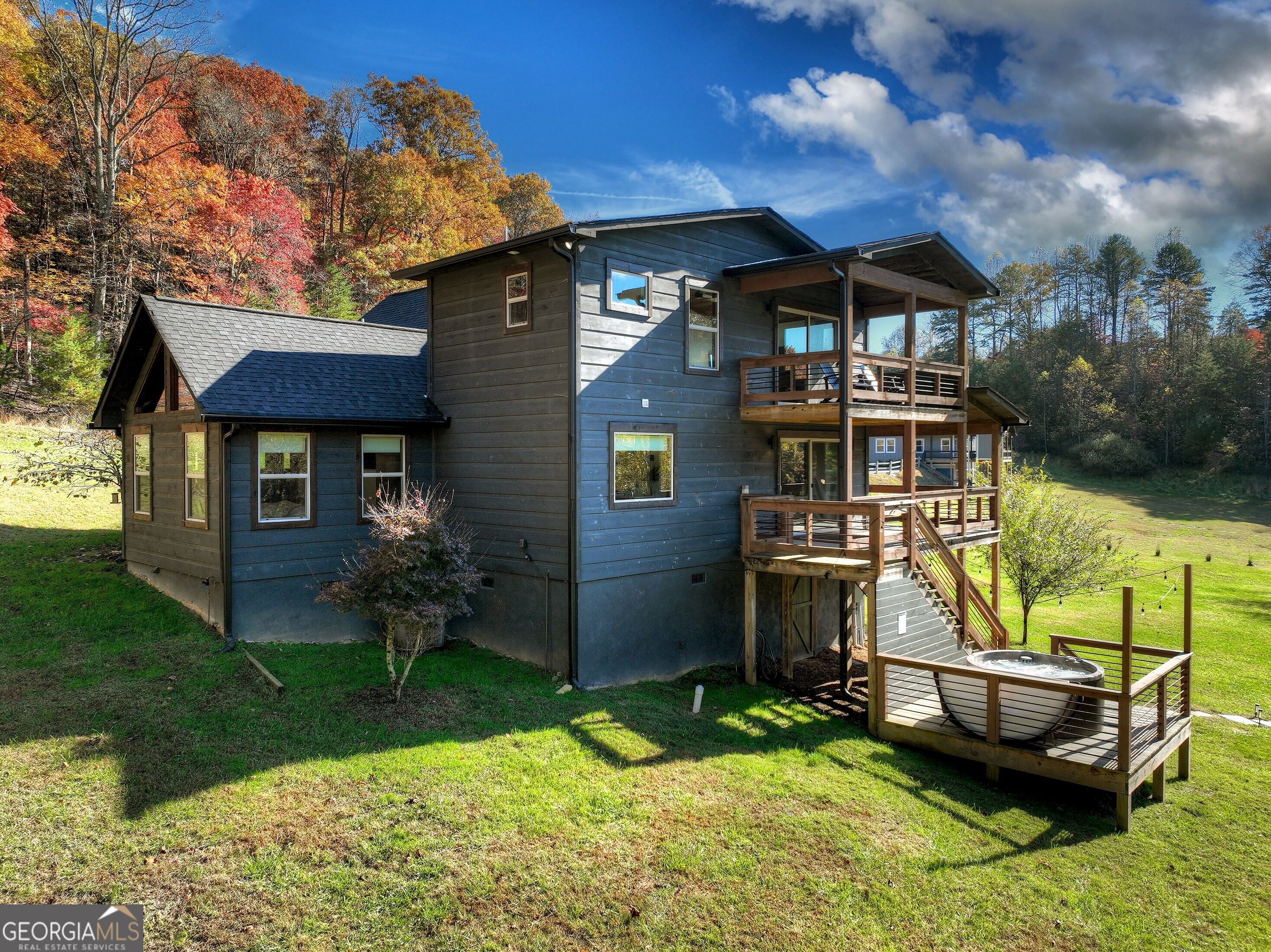 89 High Meadows CT