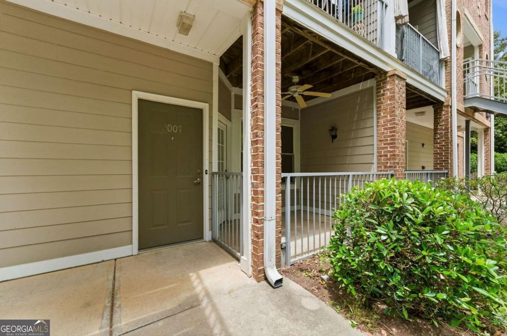 Photo of 245 Amal Drive SW #2007, Atlanta, GA 30315 (MLS # 10770807)