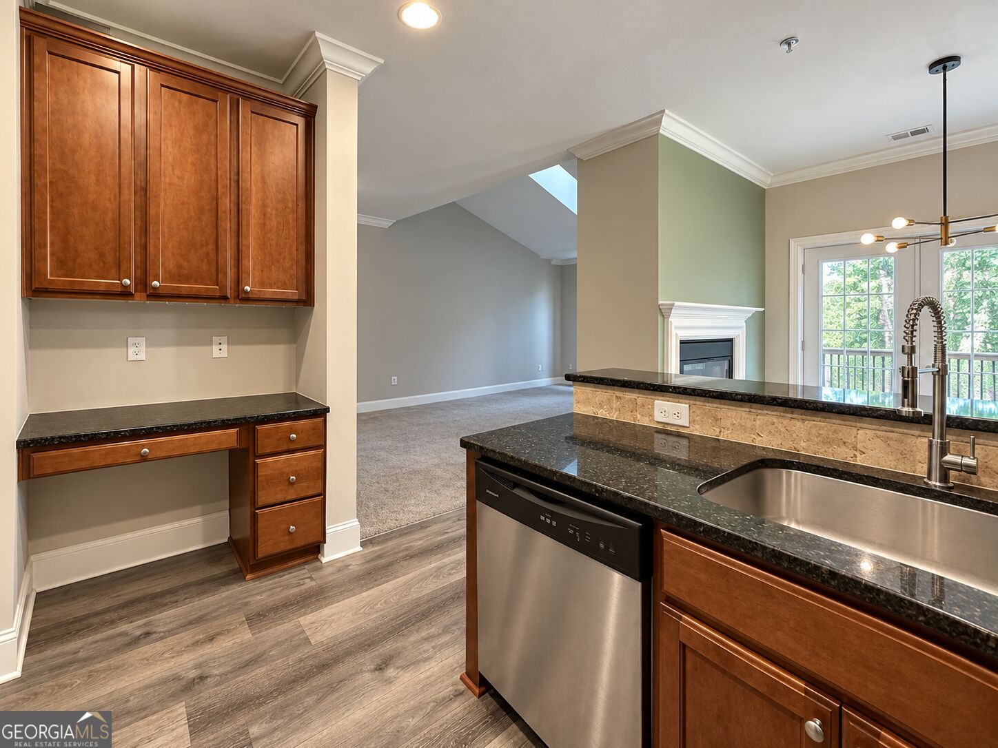 3050 Quantum LN