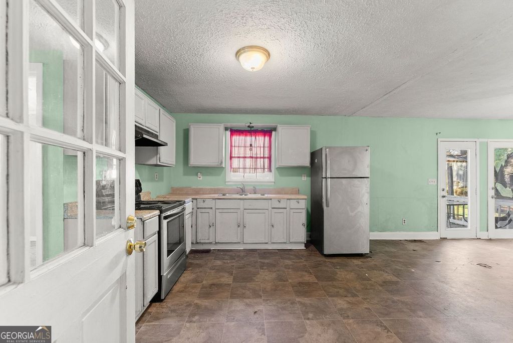 Photo of 2346 4th Street, Gainesville, GA 30504 (MLS # 10675342)