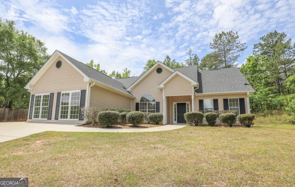 Photo of 111 Nikki Court, Milledgeville, GA 31061 (MLS # 10755944)
