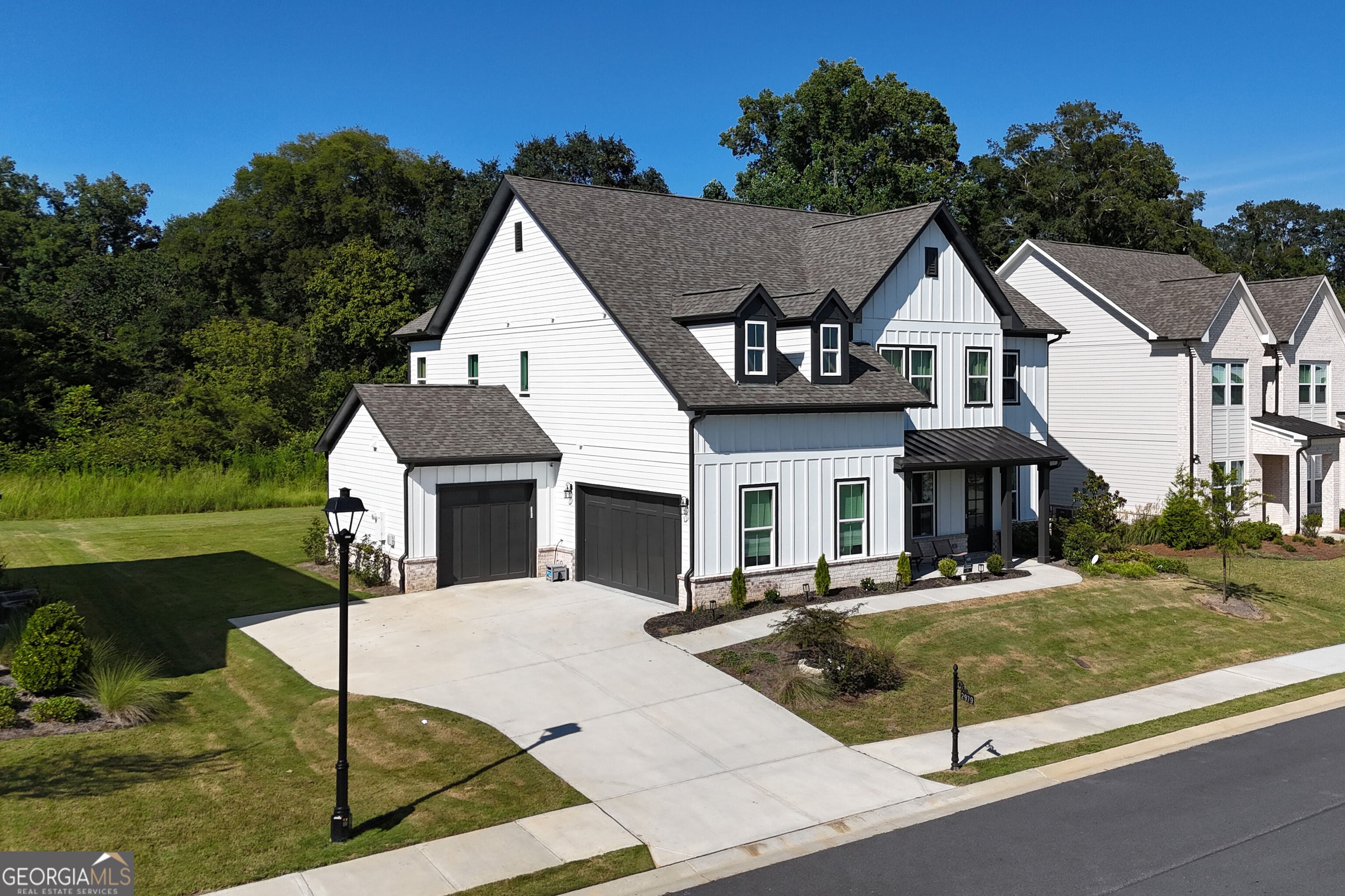 2979 Longbush LN