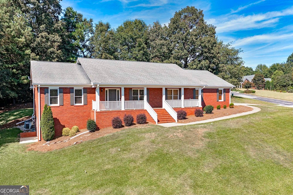 Photo of 437 Riverwalk, McDonough, GA 30252 (MLS # 10866755)