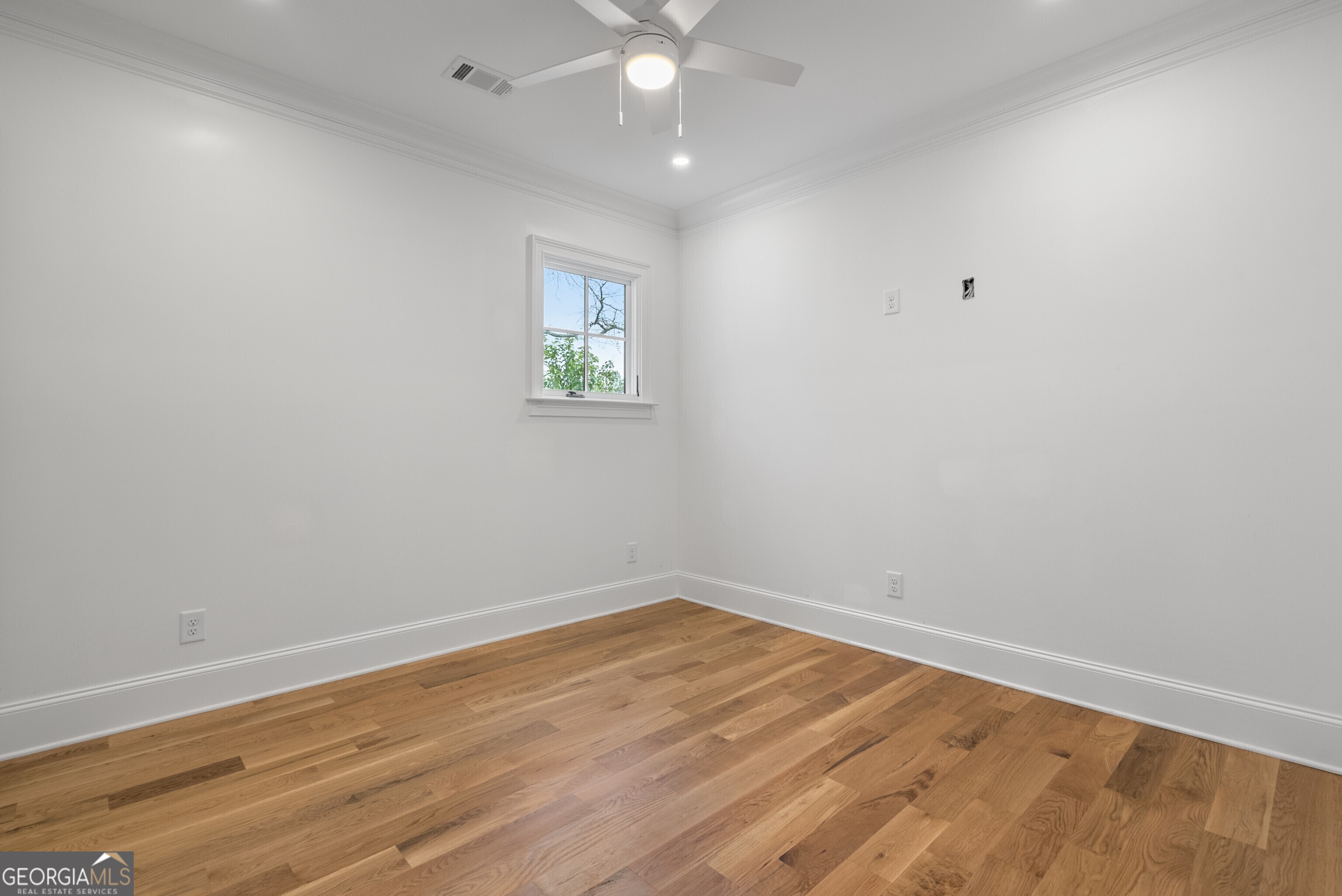 Atlanta, Georgia 30305, United States, 4 Bedrooms Bedrooms, ,5 BathroomsBathrooms,Residential,Active,83494