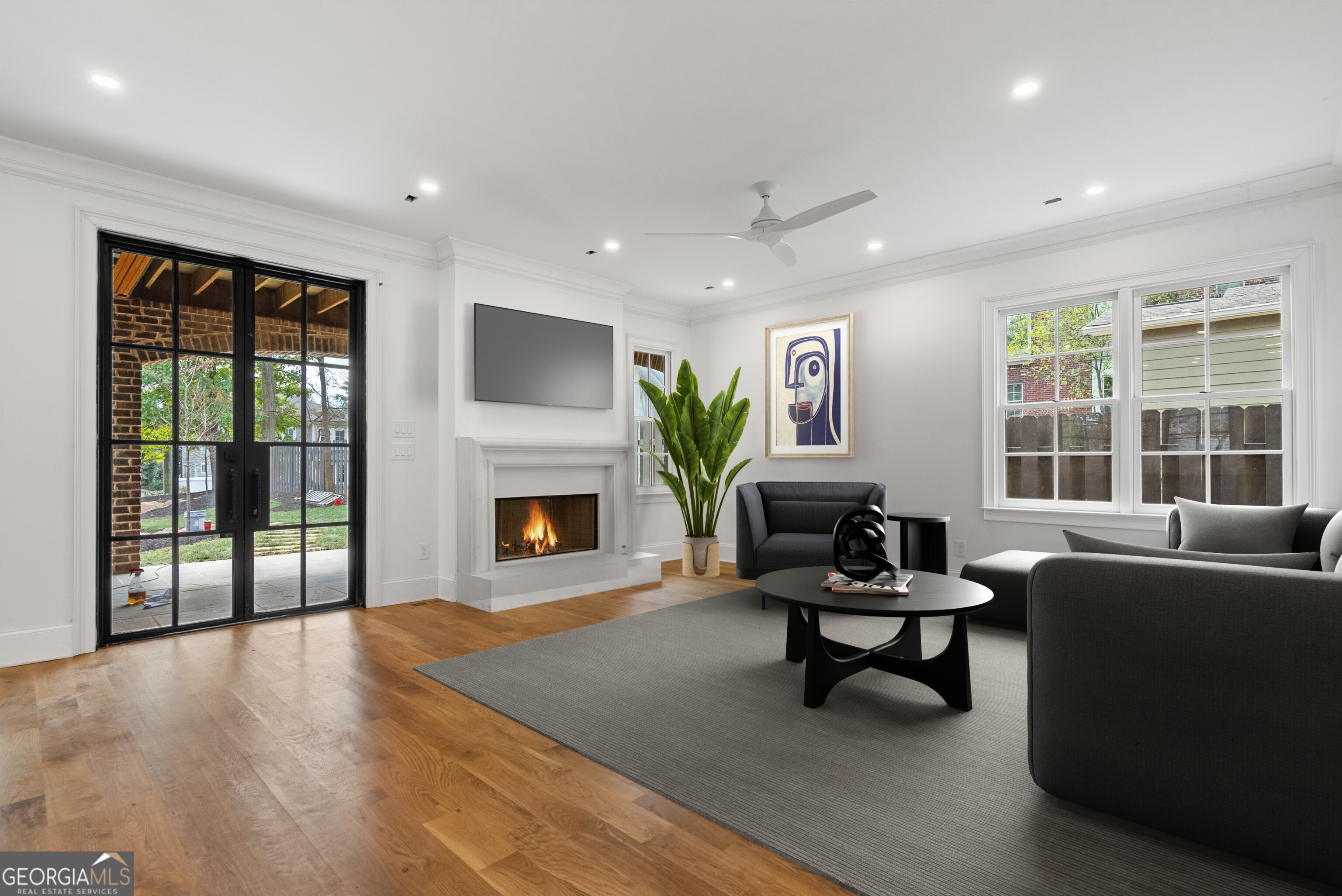 Atlanta, Georgia 30305, United States, 4 Bedrooms Bedrooms, ,5 BathroomsBathrooms,Residential,Active,83494