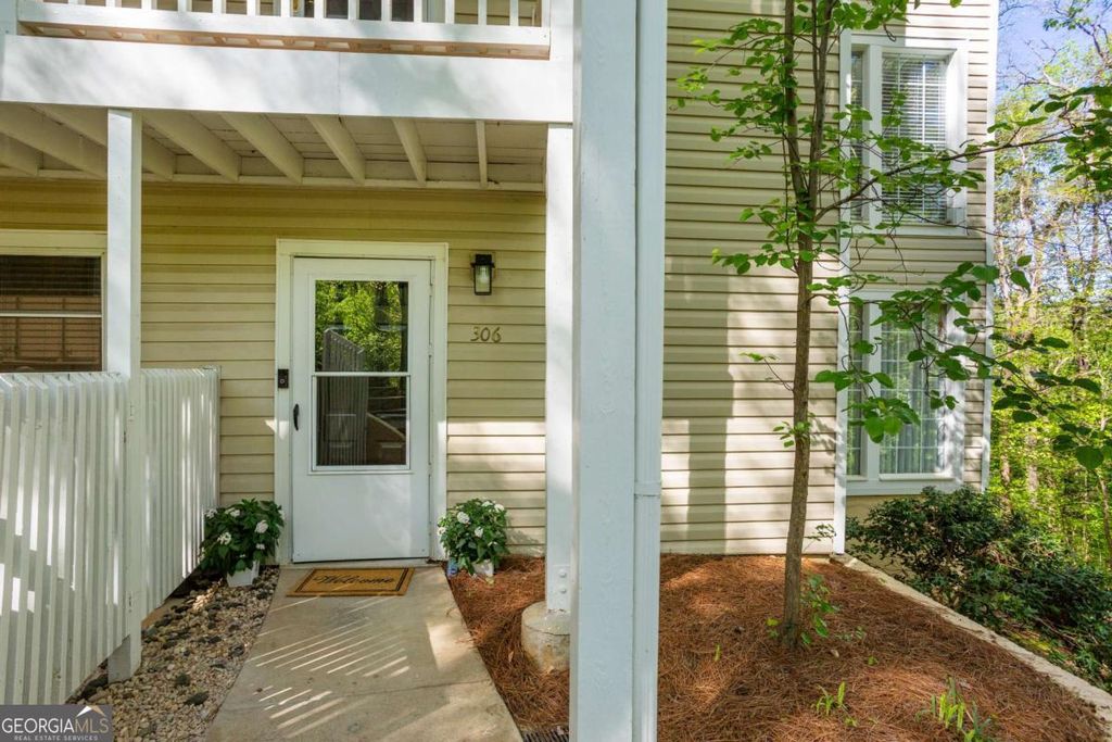 Photo of 306 Countryside Place SE, Smyrna, GA 30080 (MLS # 10728987)