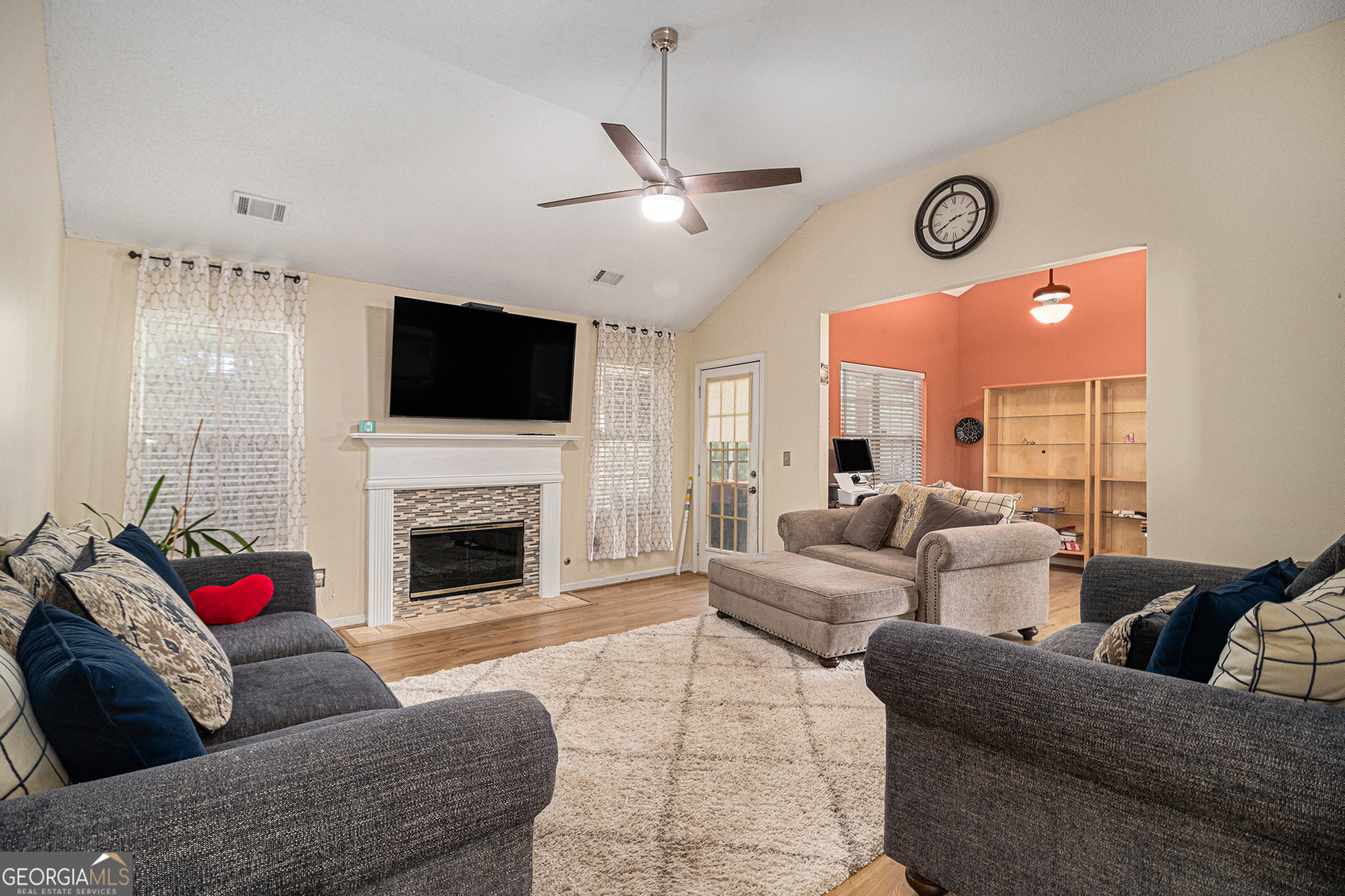 1652 Thorn Ridge TRL