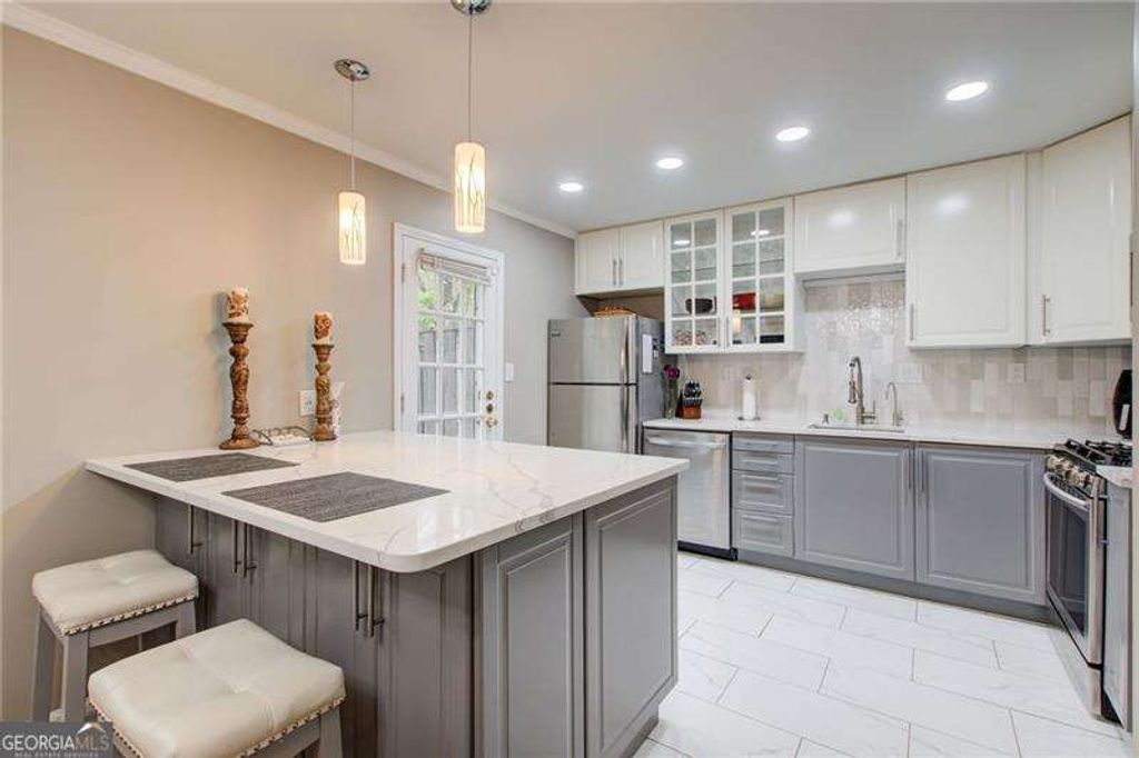 Photo of 10 Market Square Place NW, Atlanta, GA 30318 (MLS # 10701398)