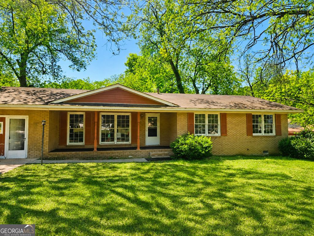 Photo of 649 Daniel Street, Royston, GA 30662 (MLS # 10757533)