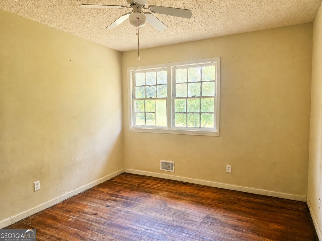 Photo of 649 Daniel Street, Royston, GA 30662 (MLS # 10757533)