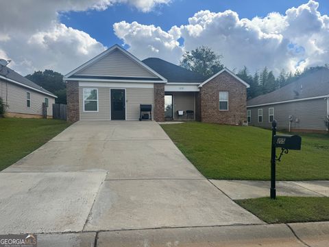 205 Wray ST Warner Robins GA 31093