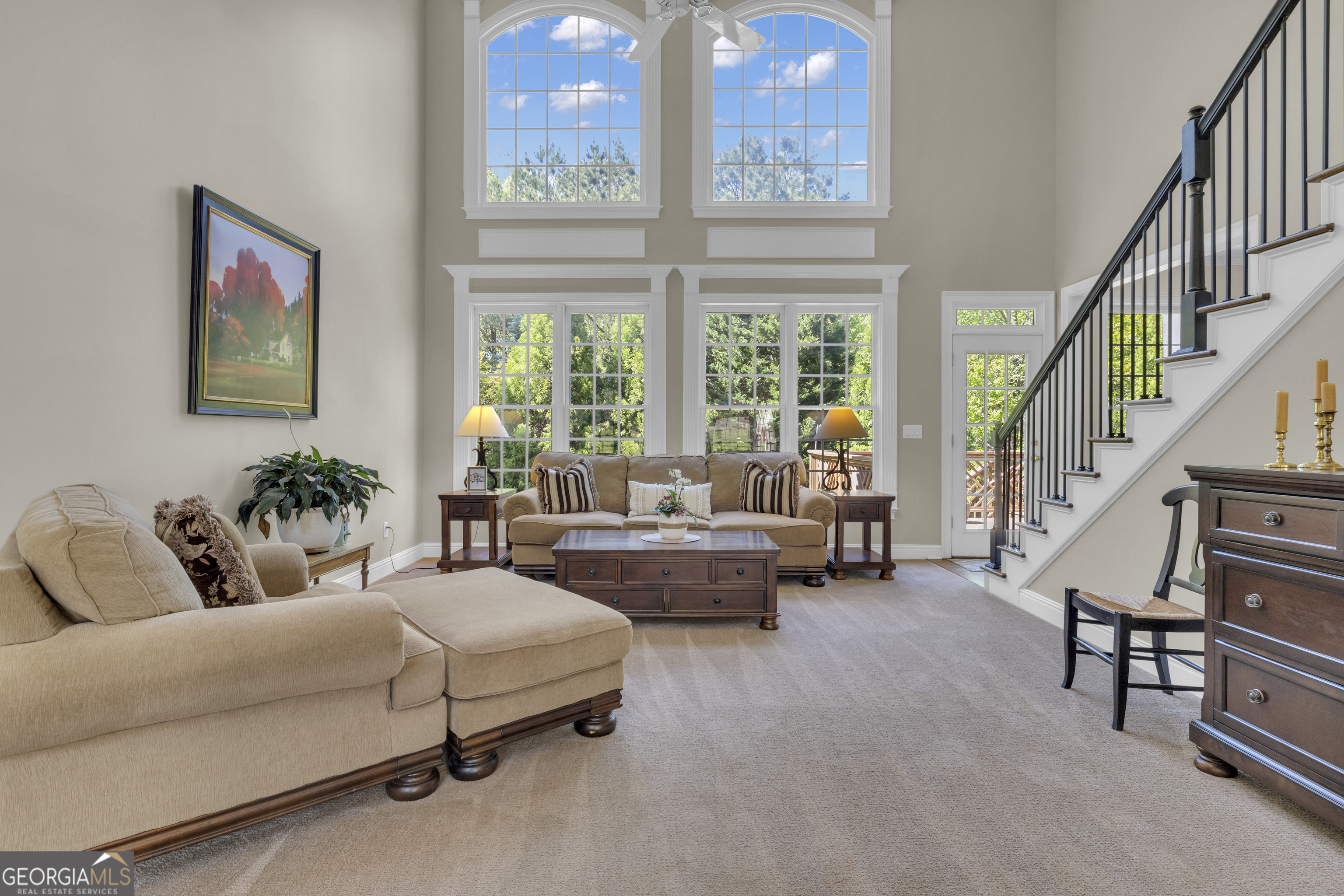 1105 Astoria LN