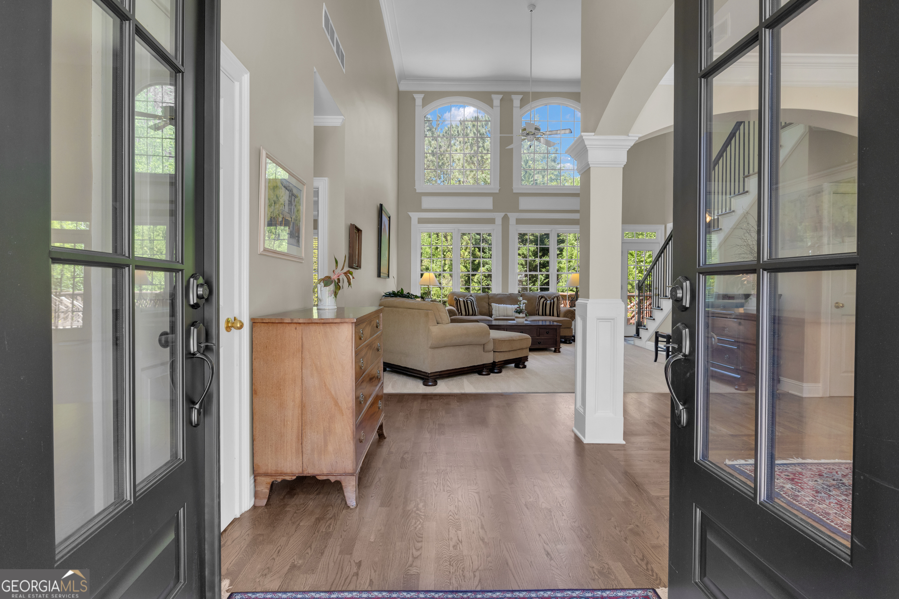 1105 Astoria LN
