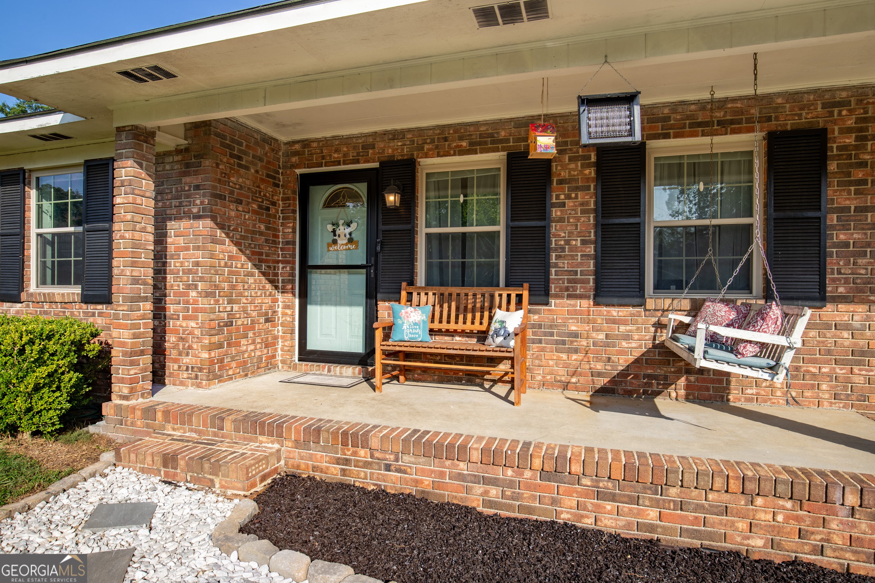 110 Queen DR